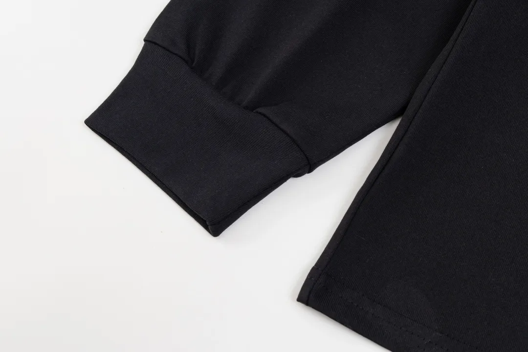 （Authentic ） （Authentic ） ，Arcteryx T Same Style Size：XS S M L Black